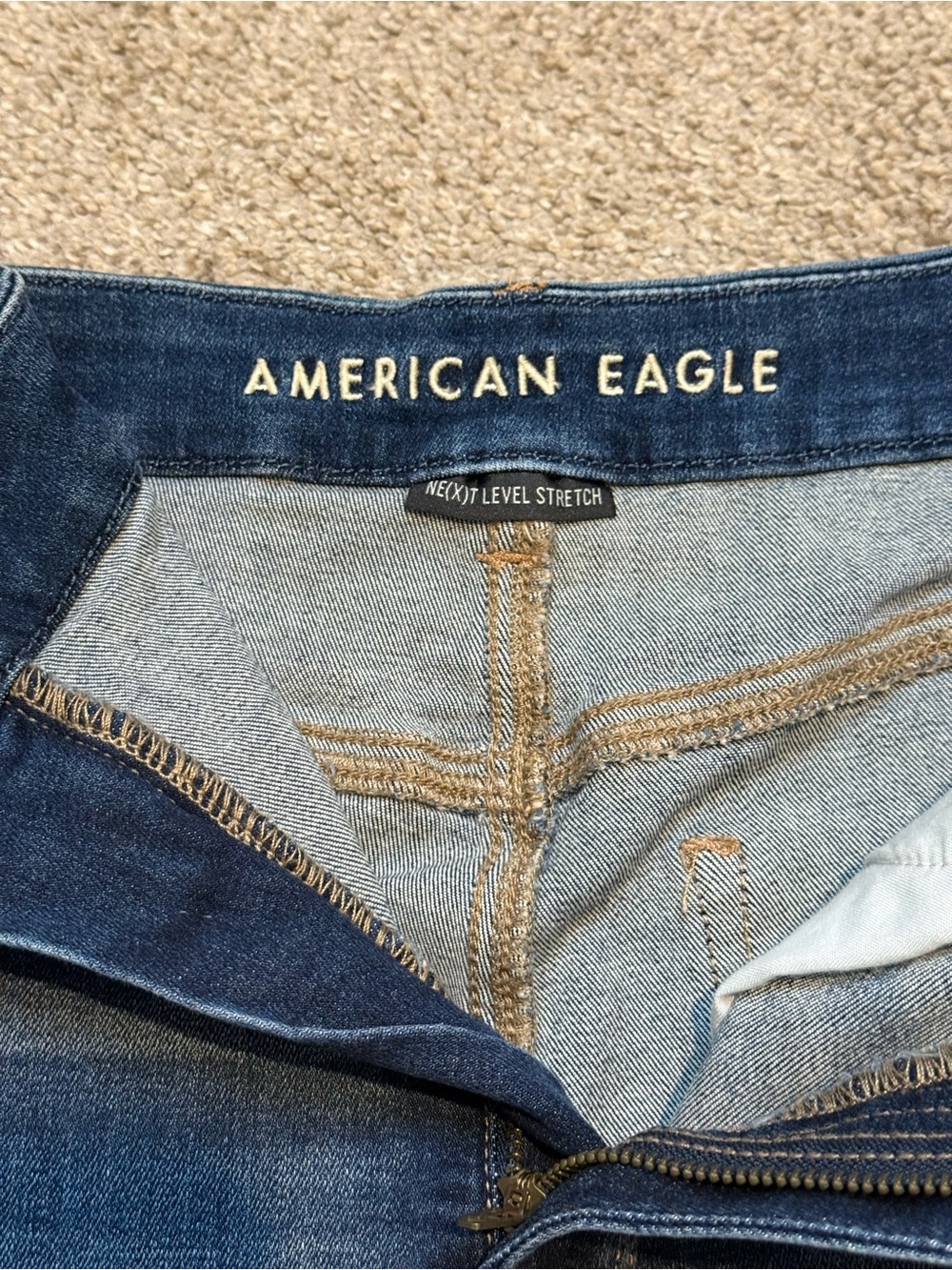 American Eagle Outfitters Curvy Hi-Rise Shortie - Picture 4 of 5